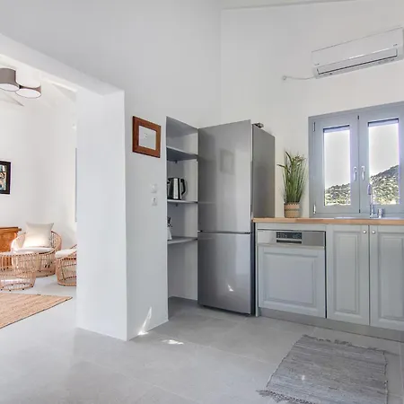 Maher Two Vasilítsion