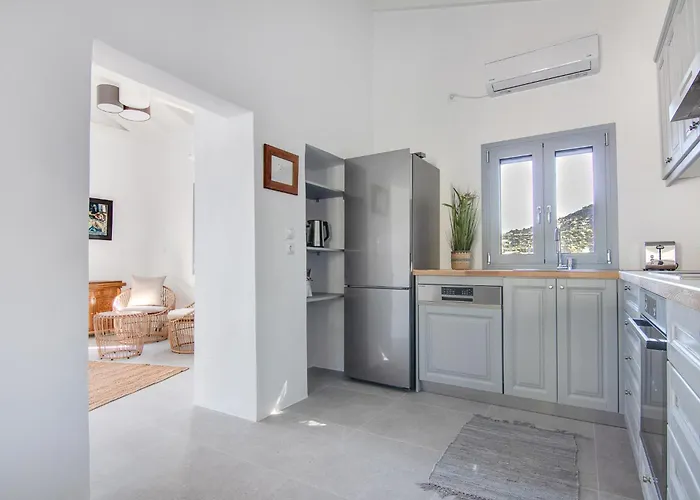 Maher Two Vasilítsion